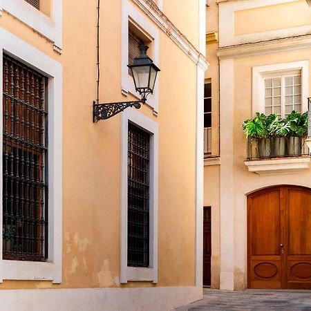 Genteel Home Pasaje Santa Cruz Севиля Екстериор снимка