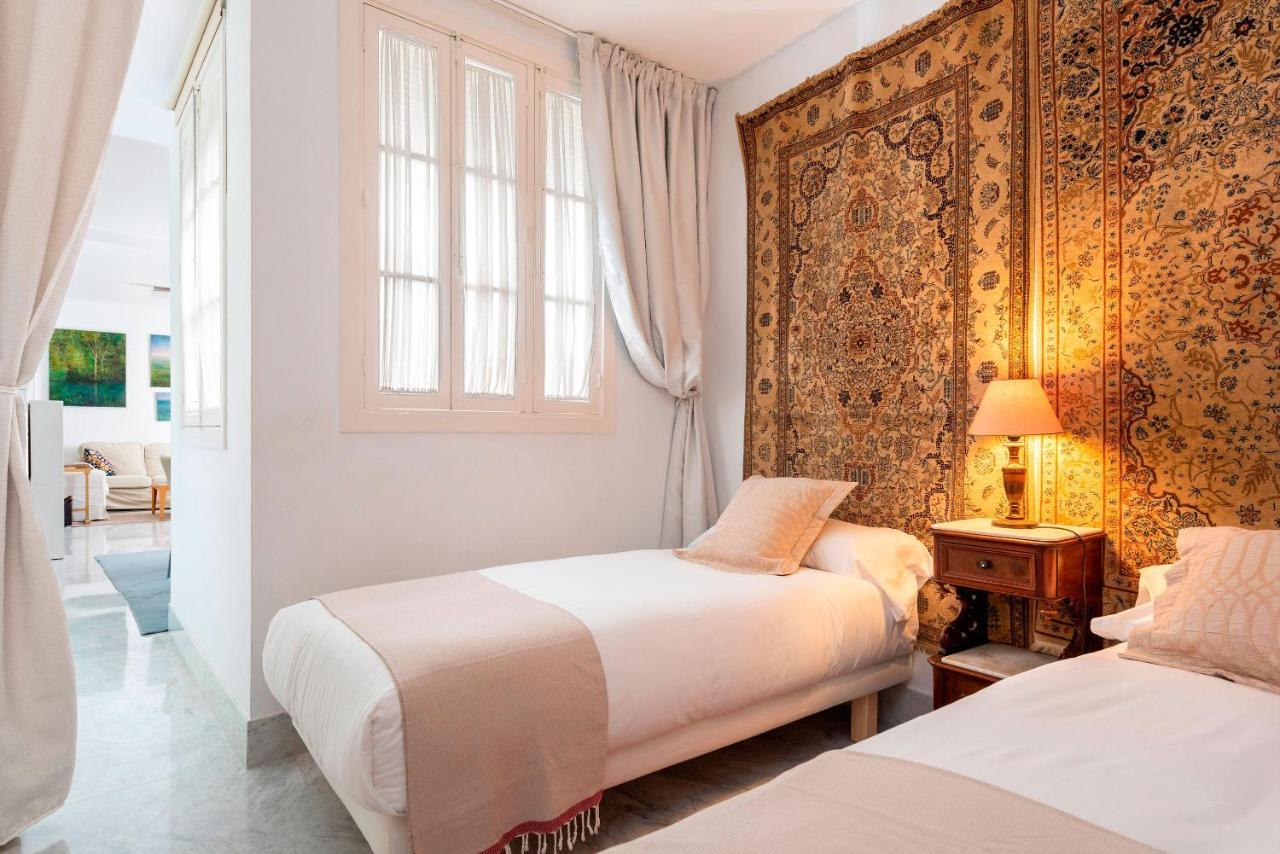 Genteel Home Pasaje Santa Cruz Севиля Екстериор снимка